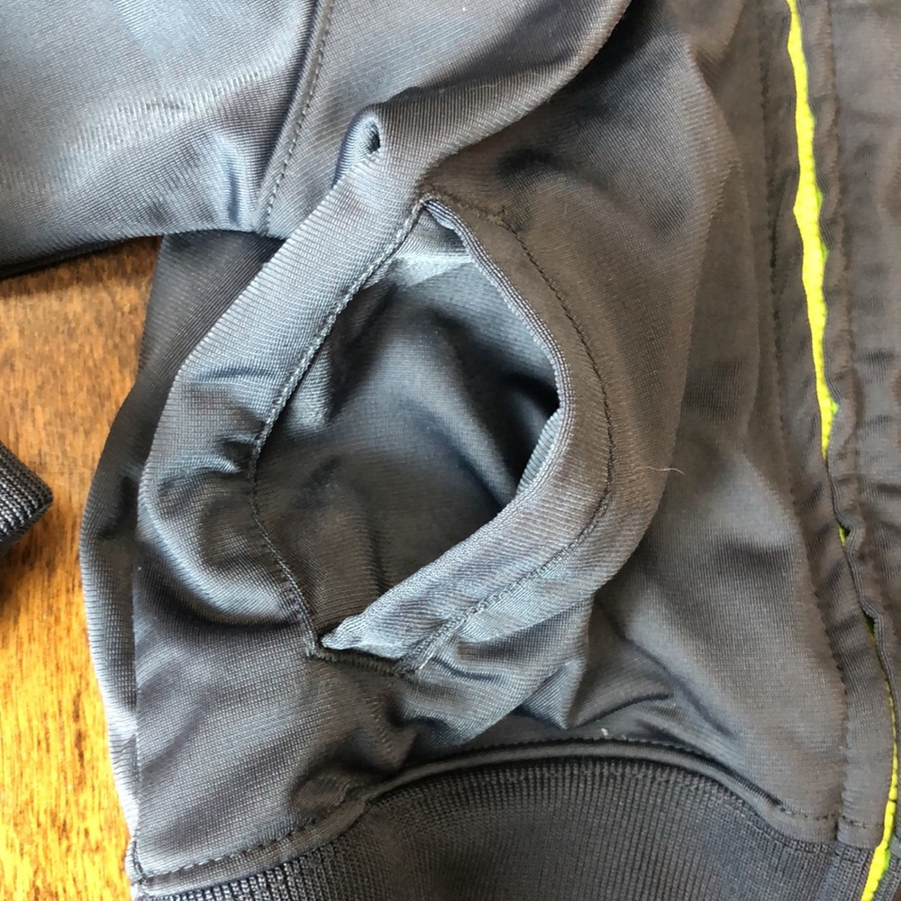 ADIDAS 18 months jacket‎ - Picture 7 of 11